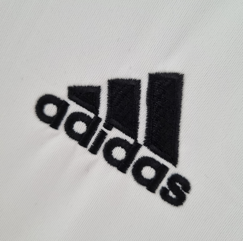 Real Madrid Jersey  2022/23- (Custom Name & Number)